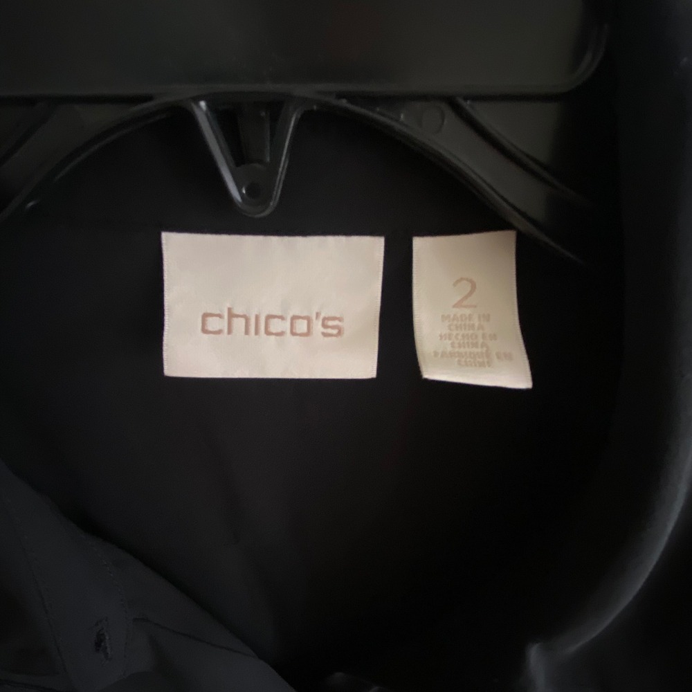 Chico's Black Button Down Shirt Long Sleeve Pocket Blouse Size 2 Large - Picture 5 of 9